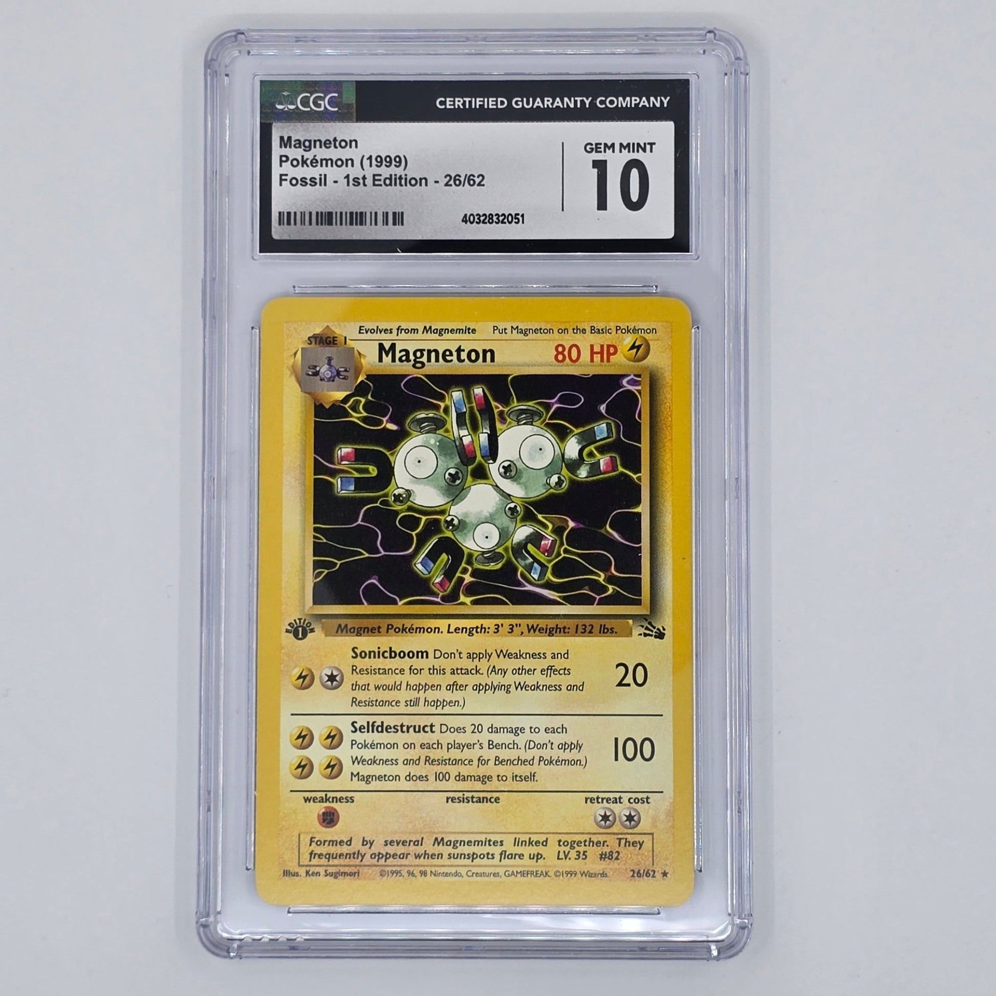CGC 10 Magneton 26/62 Non-Holo Rare Pokémon Fossil 1st Edition Front